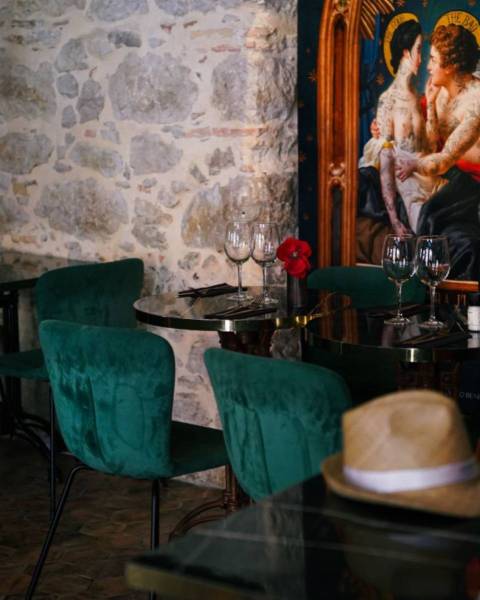 Le Café Noir à Nice – Votre adresse incontournable Place Masséna